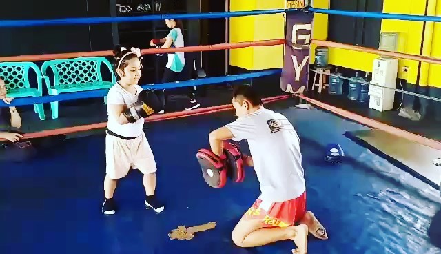 Kids boxing class at Power Fist